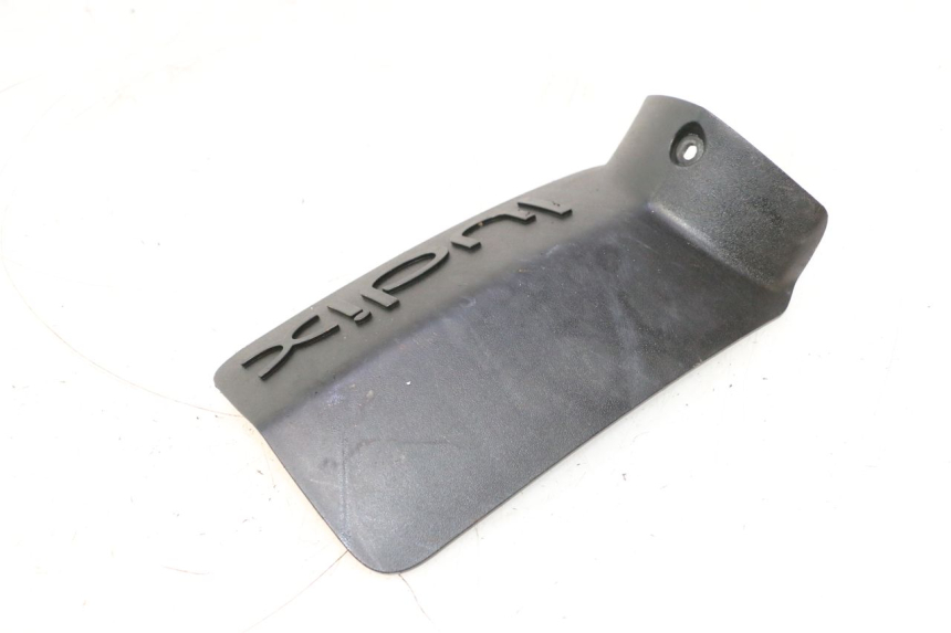 photo de COPERCHIO BATTERIA PEUGEOT LUDIX 50 (2008 - 2017) - Altra angolazione