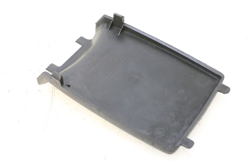 photo de BATTERIA COPERCHIO KEEWAY MATRIX RX9 125 (2006 - 2007) - Dettaglio del componente