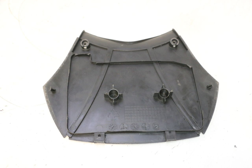 photo de CACHE BATTERIE SYM MIO 50 (2005 - 2010) - Dettaglio del componente