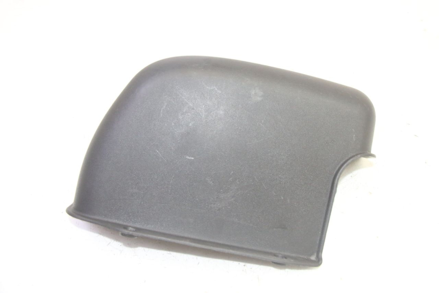 photo de BATTERIA COPERCHIO PIAGGIO MP3 RL 250 (2006 - 2010) - Dettaglio del componente
