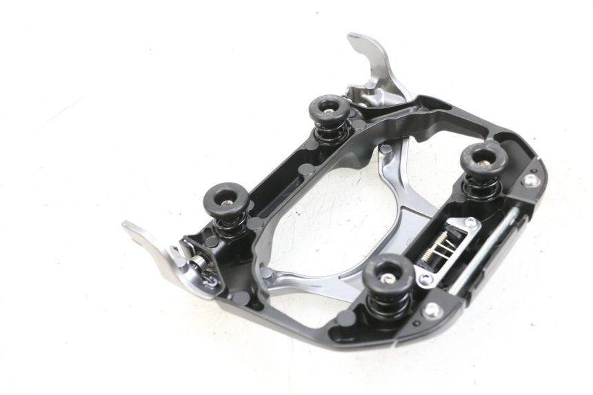 photo de BATTERIA COPERCHIO YAMAHA NEO'S CORE 1 (2022 - 2026) - Zoom sullo stato d'uso