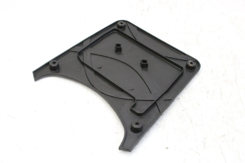 photo de COPERCHIO BATTERIA SYM ORBIT 2 4T 50 (2018 - 2022) - Dettaglio del componente