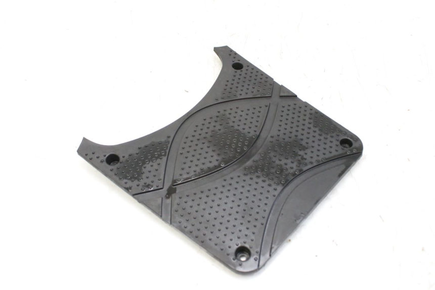 photo de COPERCHIO BATTERIA SYM ORBIT 2 4T 50 (2018 - 2022) - Altra angolazione