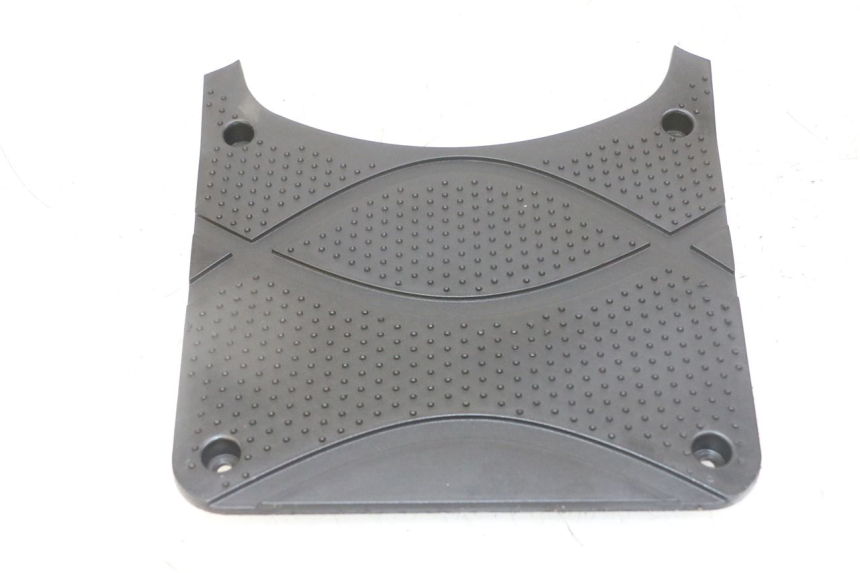 photo de COPERCHIO BATTERIA SYM ORBIT 2 4T 50 (2008 - 2017) - Vista principale