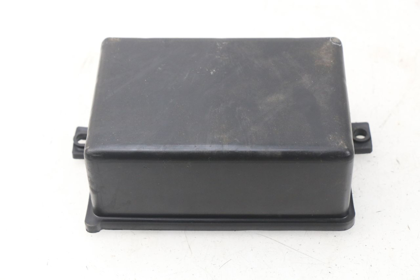 photo de COPERCHIO BATTERIA SYM ORBIT III 3 4T 50 (2018 - 2021) - Dettaglio del componente