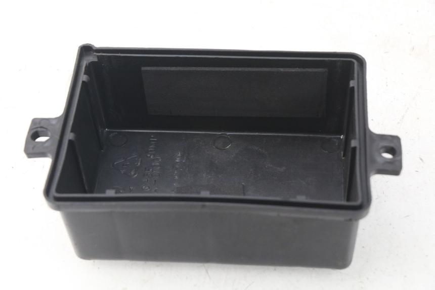 photo de COPERCHIO BATTERIA SYM ORBIT III 3 4T 50 (2018 - 2021) - Zoom sullo stato d'uso