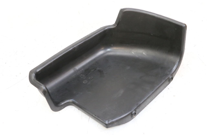 photo de COPERCHIO BATTERIA PIAGGIO MP3 LT 400 (2007 - 2012) - Dettaglio del componente