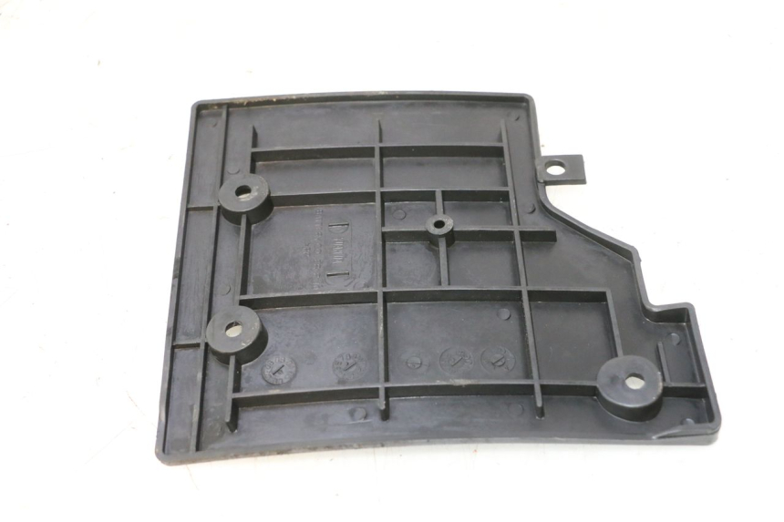 photo de COPERCHIO BATTERIA TNT MOTOR ROMA 10' 2T 50 (2011 - 2018) - Dettaglio del componente