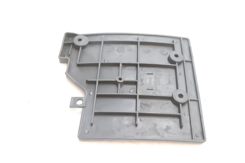 photo de COPERCHIO BATTERIA TNT MOTOR ROMA 12' 2T 50 (2007 - 2018) - Altra angolazione