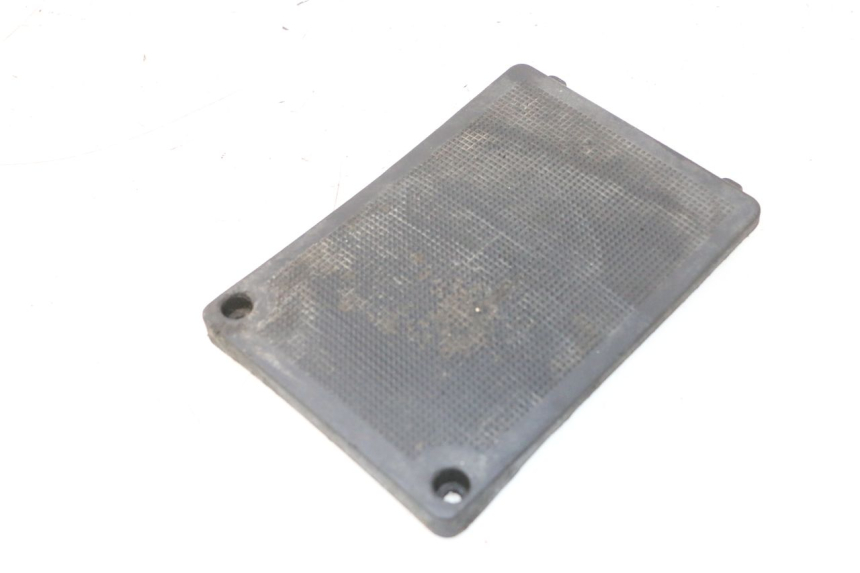 photo de COPERCHIO BATTERIA KEEWAY RY6 2T 50 (2011 - 2019) - Zoom sullo stato d'uso