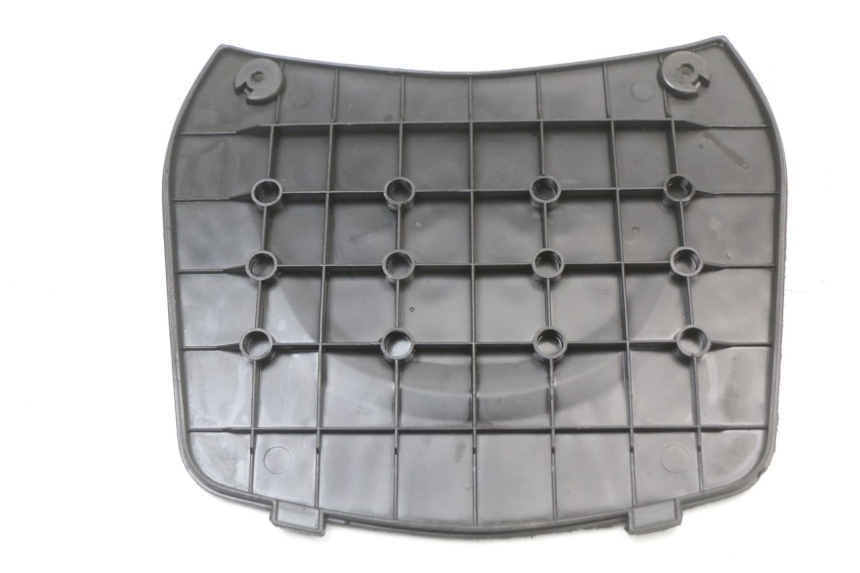 photo de COPERCHIO BATTERIA JM MOTORS SANTANA 50 (2014 - 2023) - Zoom sullo stato d'uso