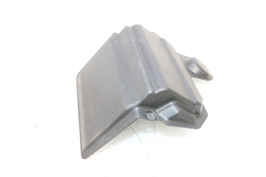 photo de BATTERIA COPERCHIO APRILIA SR MOTARD 50 (2012 - 2018) - Zoom sullo stato d'uso