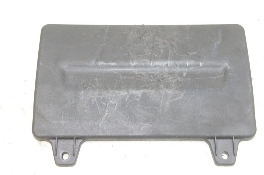 photo de COPERCHIO BATTERIA APRILIA SXR 50 (2021 - 2023) - Vista principale