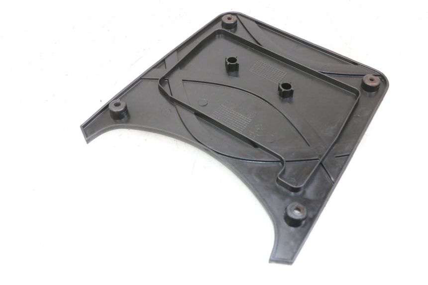 photo de COPERCHIO BATTERIA SYM ORBIT 2 4T 50 (2018 - 2022) - Dettaglio del componente