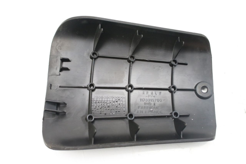photo de COPERCHIO BATTERIA PEUGEOT TKR TREKKER FURIOUS 50 (2005 - 2014) - Zoom sullo stato d'uso