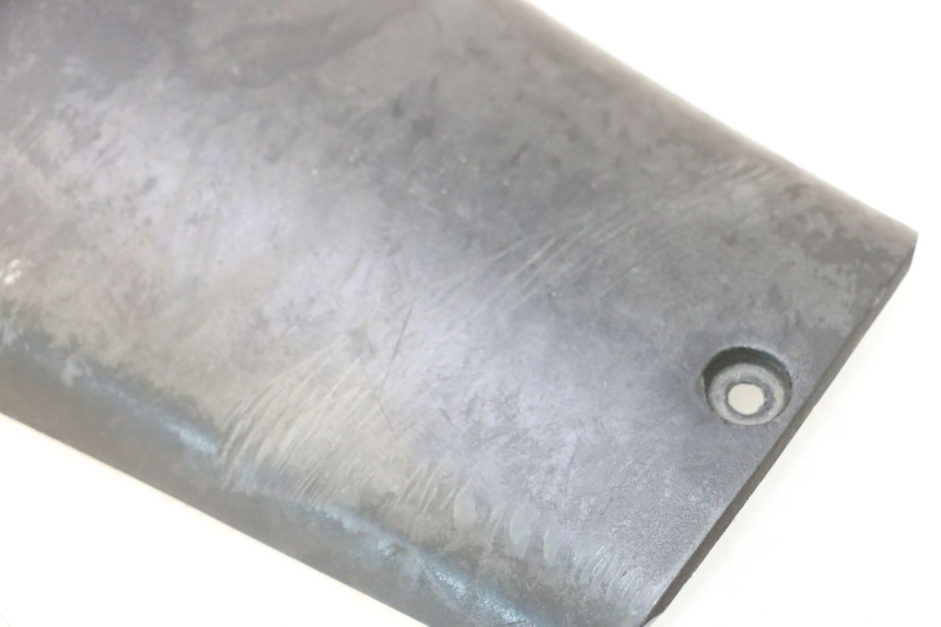 photo de BATTERIA COPERCHIO PEUGEOT TREKKER TKR 50 (2005 - 2014) - Altra angolazione