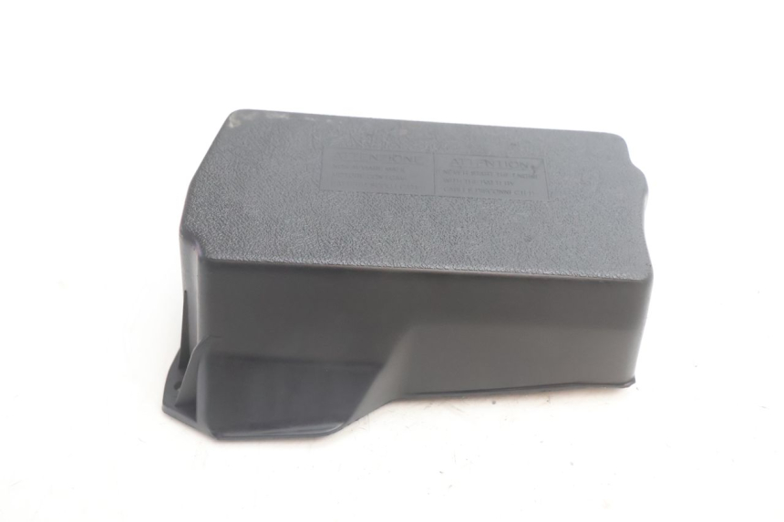 photo de BATTERIA COPERCHIO PIAGGIO TYPHOON 50 (2000 - 2009) - Vista principale
