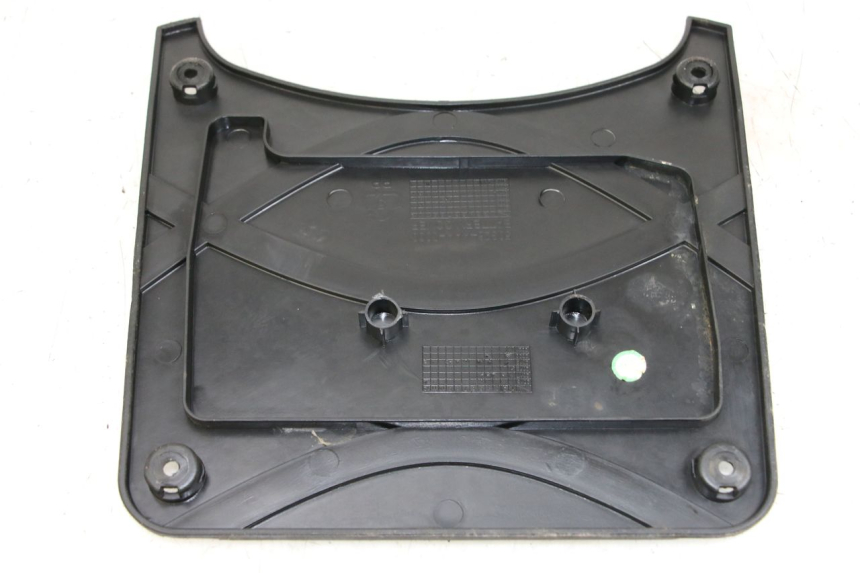 photo de COPERCHIO BATTERIA SYM X-PRO 4T 50 (2014 - 2021) - Dettaglio del componente