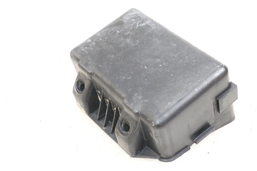 photo de COPERCHIO BATTERIA HYOSUNG XRX 125 (2000 - 2008) - Dettaglio del componente