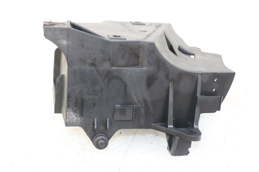 photo de BATTERIA COPERCHIO YAMAHA XVS DRAG STAR DRAGSTAR 650 (1997 - 2007) - Altra vista dell'articolo