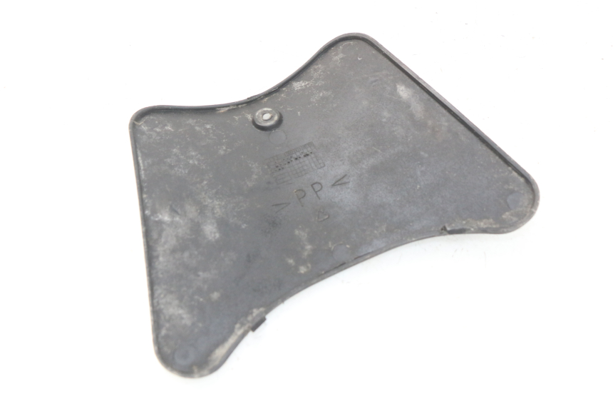 photo de BATTERIA COPERCHIO YAMAHA YP MAJESTY 125 (1998 - 2001) - Dettaglio del componente