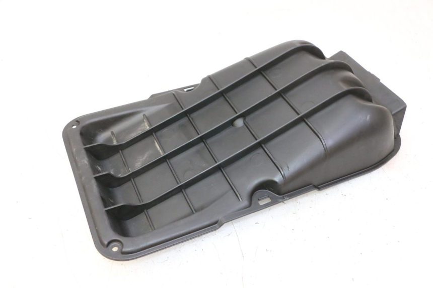 photo de SCATOLA COPERCHIO QUADRO 4 4D 350 (2015 - 2018) - Primo piano tecnico