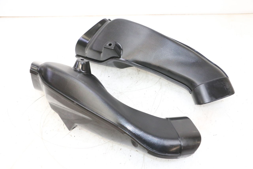 photo de SCATOLA COPERCHIO SUZUKI GSXR GSX-R 1000 (2003 - 2004) - Primo piano tecnico