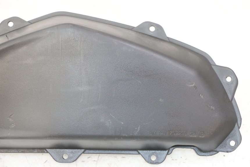 photo de SCATOLA COPERCHIO PEUGEOT KISBEE 2T 50 (2018 - 2022) - Primo piano tecnico