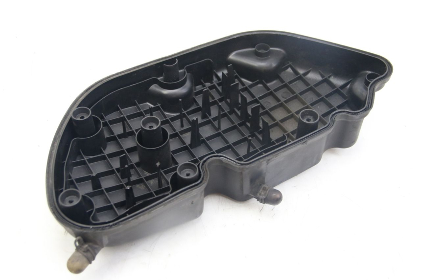 photo de COPERCHIO FILTRO ARIA PIAGGIO MP3 125 (2006 - 2014) - Vista d'insieme del prodotto