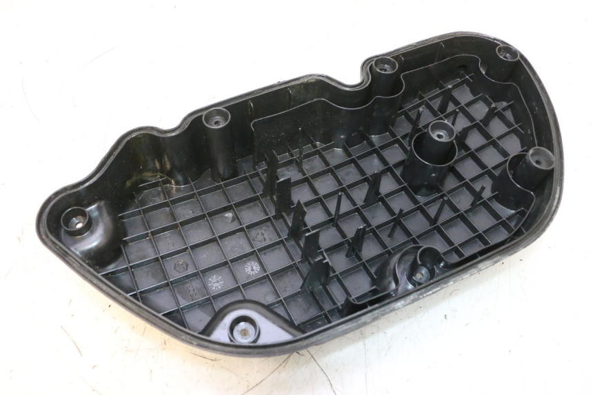 photo de SCATOLA COPERCHIO PIAGGIO MP3 RL 250 (2006 - 2010) - Dettaglio del componente