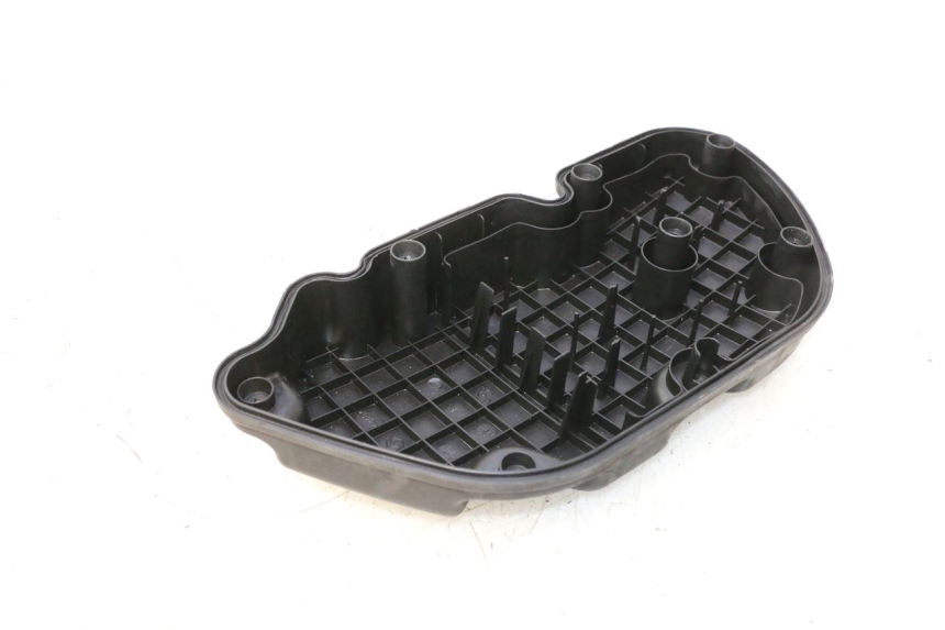 photo de COPERCHIO FILTRO ARIA PIAGGIO MP3 125 (2006 - 2014) - Dettaglio del componente
