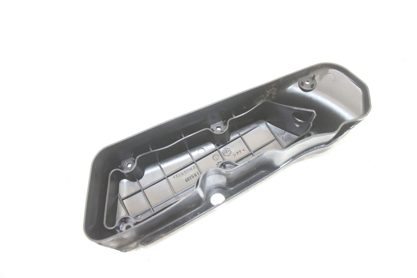 photo de SCATOLA COPERCHIO GILERA RUNNER SP 50 (2006 - 2008) - Dettagli dei punti di fissaggio