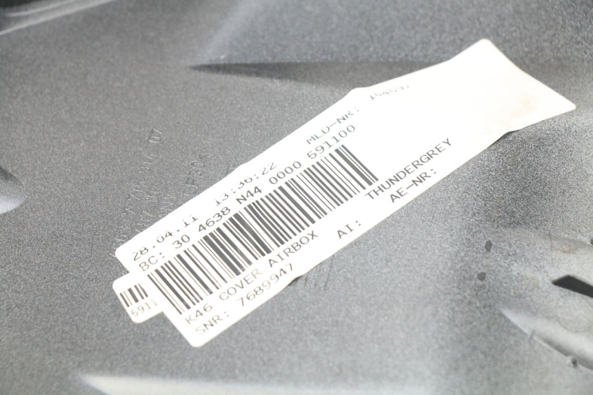 photo de Tappo del filtro dell'aria BMW S RR ABS S1000RR 1000 (2009 - 2011) - Zoom sullo stato d'uso