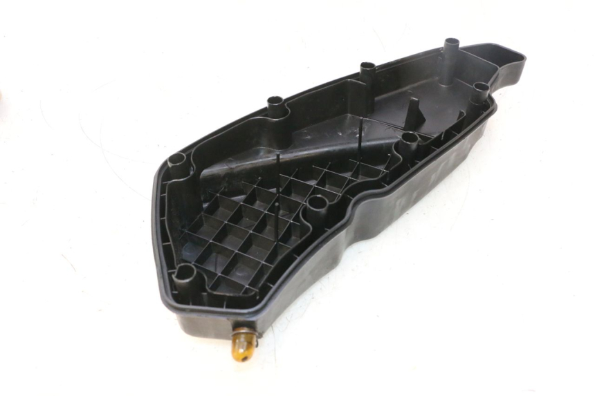 photo de SCATOLA COPERCHIO PEUGEOT SATELIS 125 (2006 - 2009) - Altra angolazione