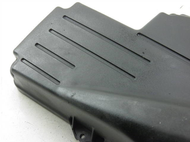 photo de Tappo del filtro dell'aria SYM GTS 125 (2005 - 2008) - Altra angolazione