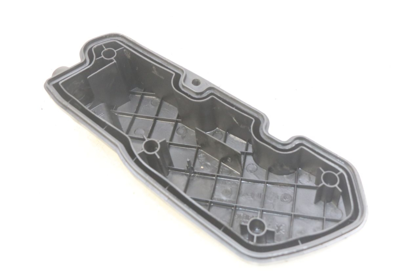 photo de COVER FILTRO ARIA PEUGEOT VIVACITY NEW 2T 50 (2008 - 2017) - Dettaglio del componente