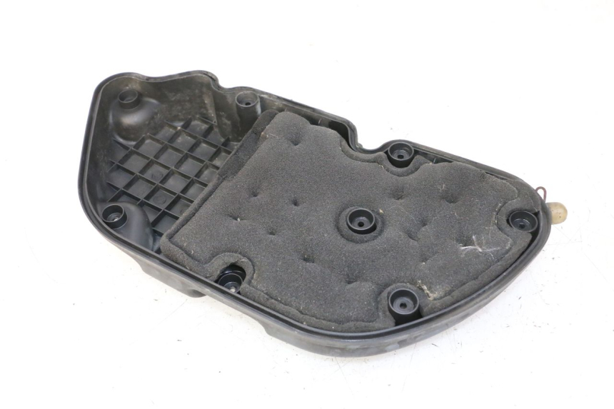 photo de SCATOLA COPERCHIO PIAGGIO X9 EVOLUTION 125 (2003 - 2007) - Zoom sullo stato d'uso