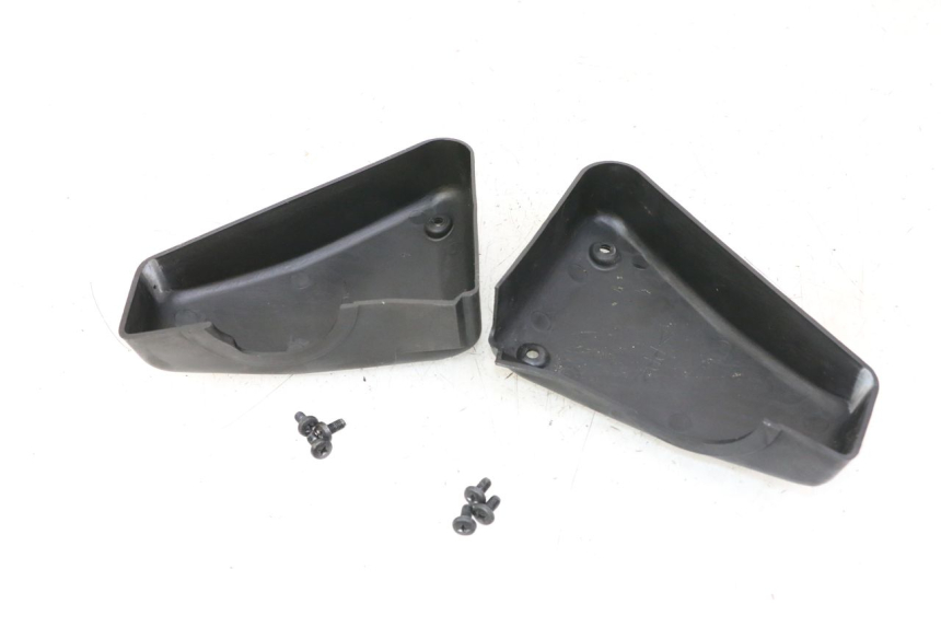 photo de Tappo scatola dell'aria YAMAHA FZS FAZER 600 (2001 - 2003) - Dettaglio del componente