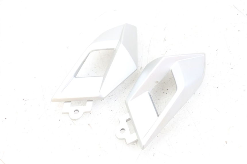 photo de CACHE TELAIO LATERALE YAMAHA AEROX 2T 50 (2013 - 2017) - Vista principale