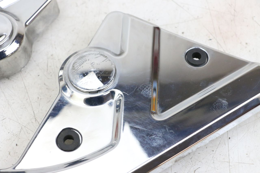 photo de Telaio laterale di copertura HYOSUNG GV AQUILA 125 (2000 - 2009) - Vista d'insieme del prodotto