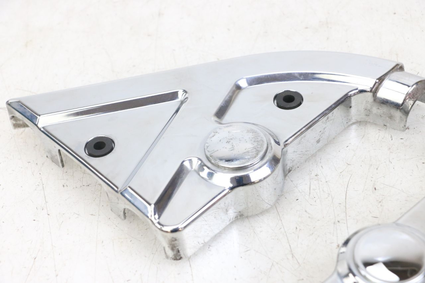 photo de Telaio laterale di copertura HYOSUNG GV AQUILA 125 (2000 - 2009) - Ricambio usato controllato