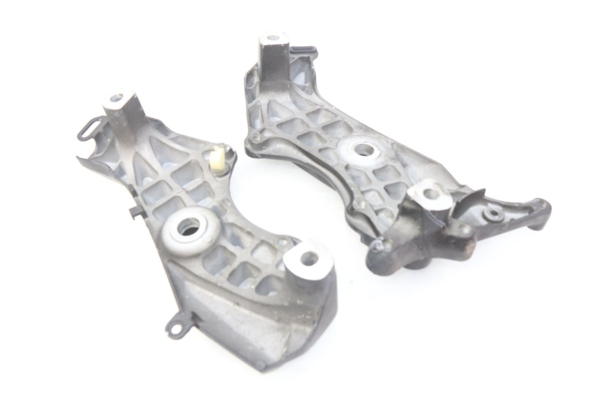 photo de Telaio laterale di copertura HONDA CBRF CBR-F PC41 600 (2011 - 2013) - Dettaglio del componente