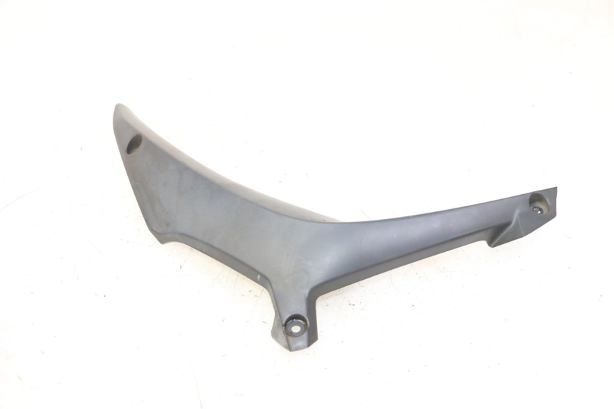 photo de TELAIO CARENA DESTRA QUADRO 4 4D 350 (2015 - 2018) - Primo piano tecnico