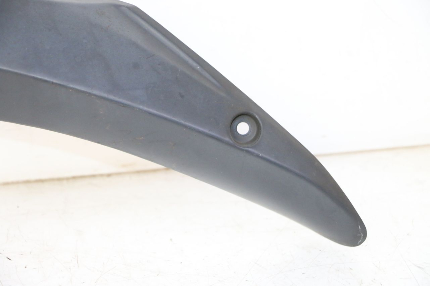 photo de TELAIO CARENA DESTRA QUADRO 4 4D 350 (2015 - 2018) - Dettagli dei punti di fissaggio