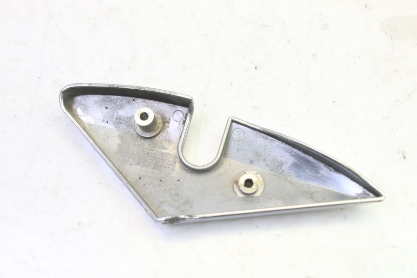 photo de COPERCHIO TELAIO LATERALE DESTRO HYOSUNG GV AQUILA 125 (2000 - 2009) - Altra angolazione