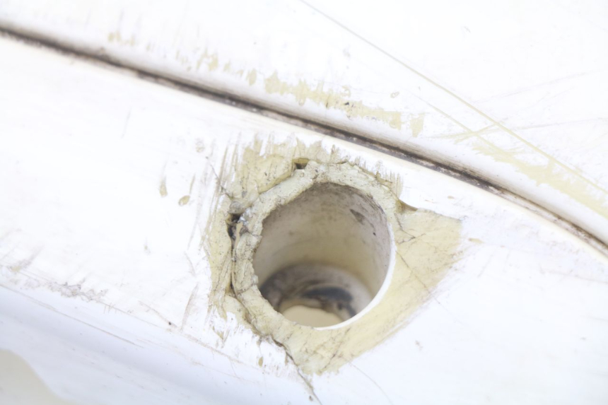 photo de COPERCHIO TELAIO LATERALE DESTRO ERIDER CARGO 1 (2009 - 2018) - Stato della superficie e materiale