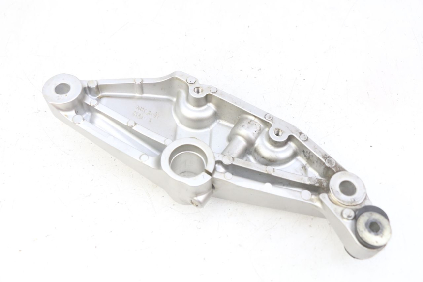 photo de CACHE TELAIO LATERALE DESTRO HONDA CB R 1000 (2018 - 2023) - Zoom sullo stato d'uso