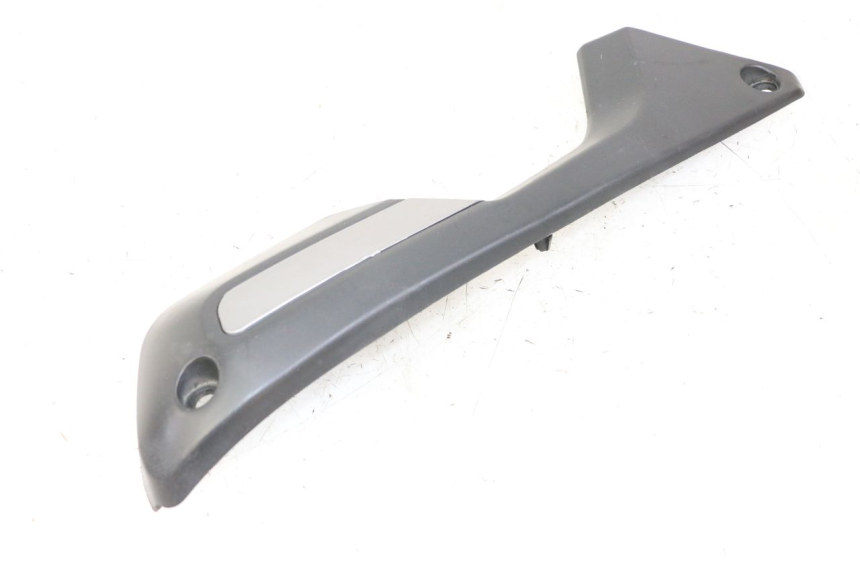 photo de TELAIO CARENA DESTRA KEEWAY K-LIGHT KLIGHT 125 (2018 - 2025) - Primo piano tecnico