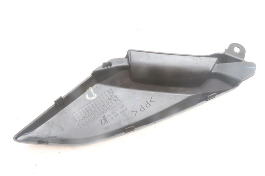 photo de TELAIO CARENA DESTRA YAMAHA N-MAX NMAX 125 (2021 - 2024) - Altra angolazione