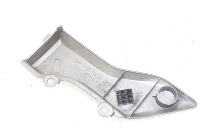 photo de TELAIO CARENA DESTRA HONDA NTV DEAUVILLE ABS 700 (2007 - 2016) - Dettaglio del componente
